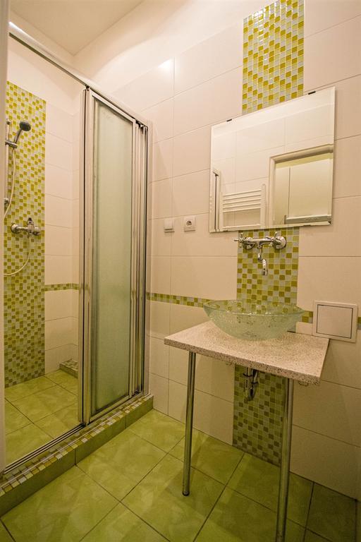 Ruterra Apartment Cimburkova Praag Kamer foto