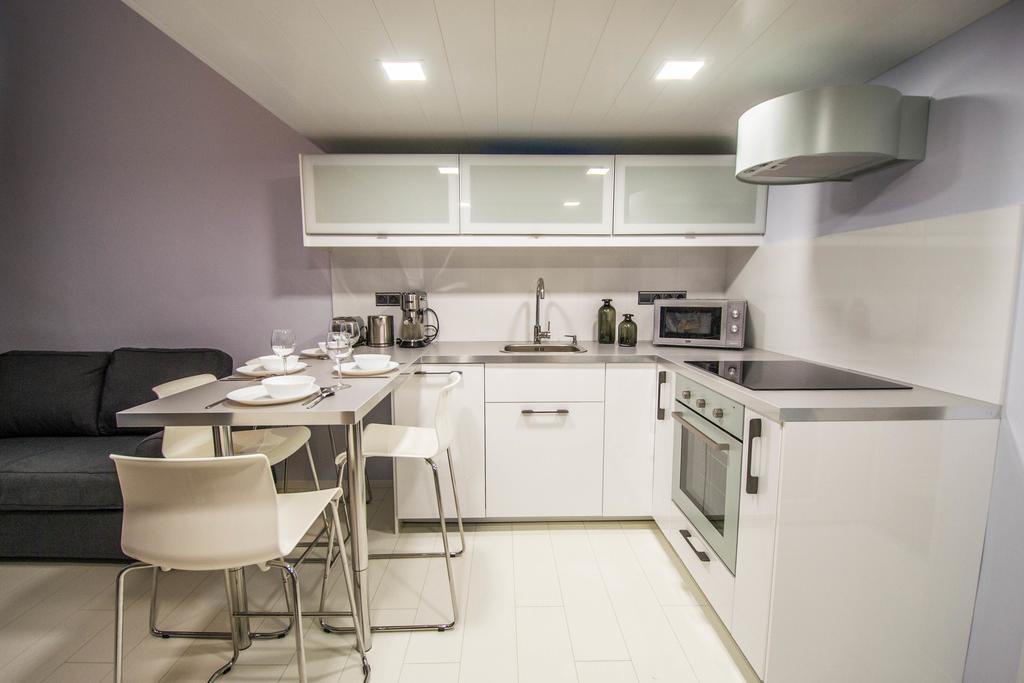 Ruterra Apartment Cimburkova Praag Buitenkant foto