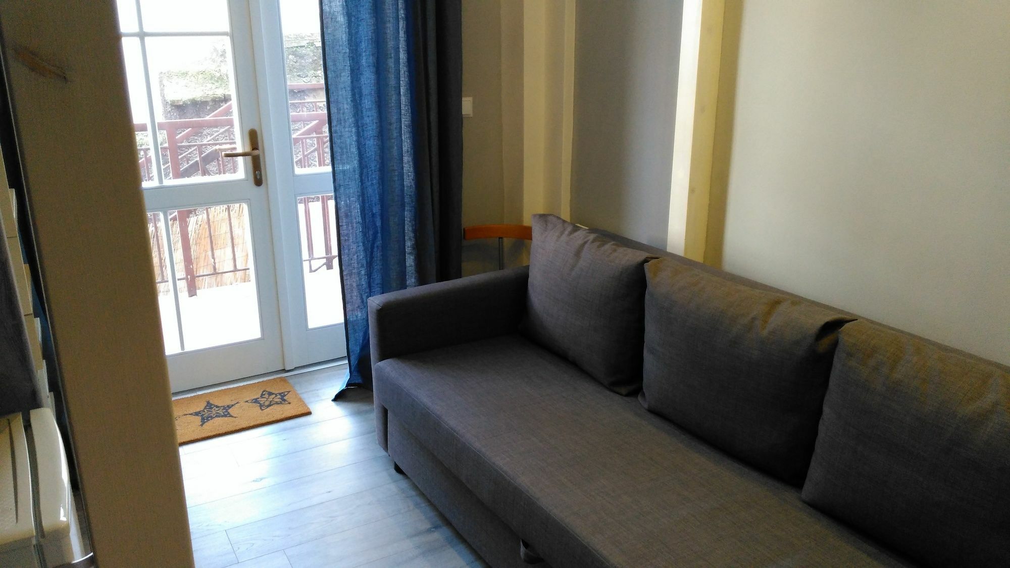 Ruterra Apartment Cimburkova Praag Buitenkant foto