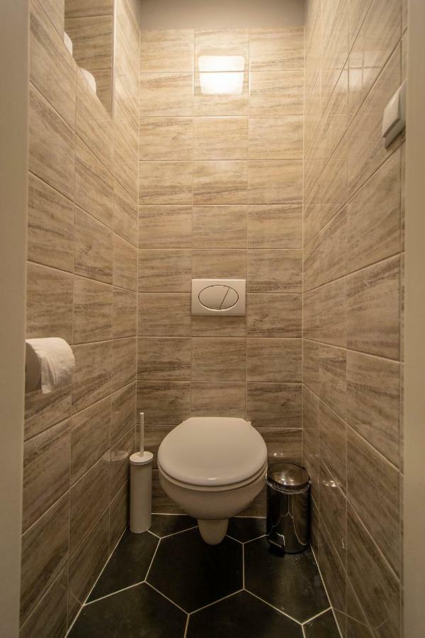 Ruterra Apartment Cimburkova Praag Buitenkant foto